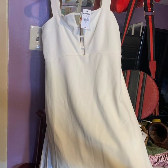 Express pure white mini dress - Picture 2 of 2